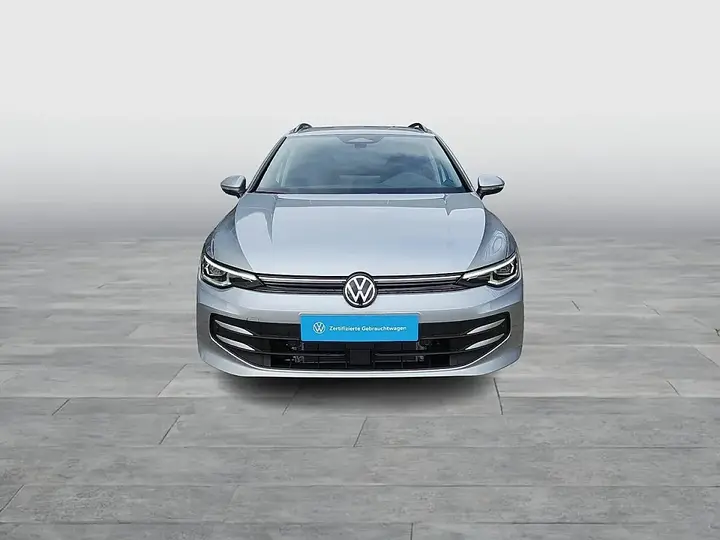 Volkswagen Golf Variant 2026 photo 2