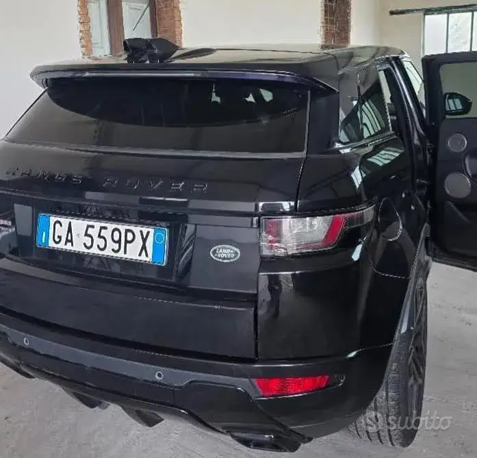 Land Rover Evoque 2020 photo 3