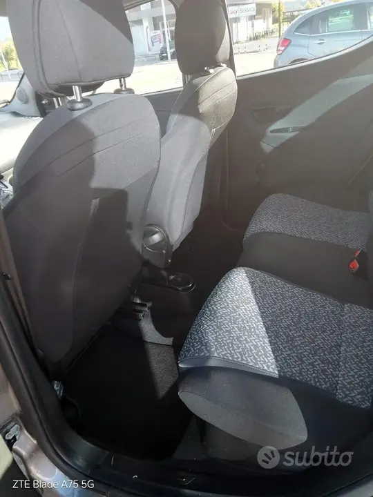 Lancia Ypsilon 2021 photo 2