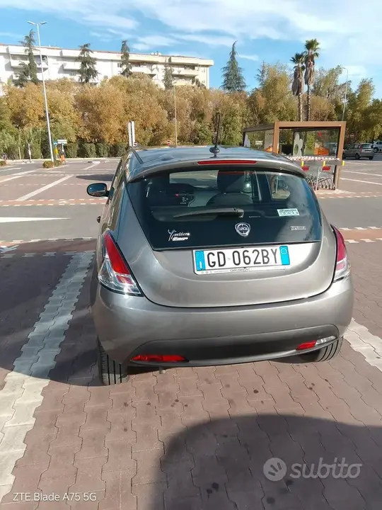 Lancia Ypsilon 2021 photo 3