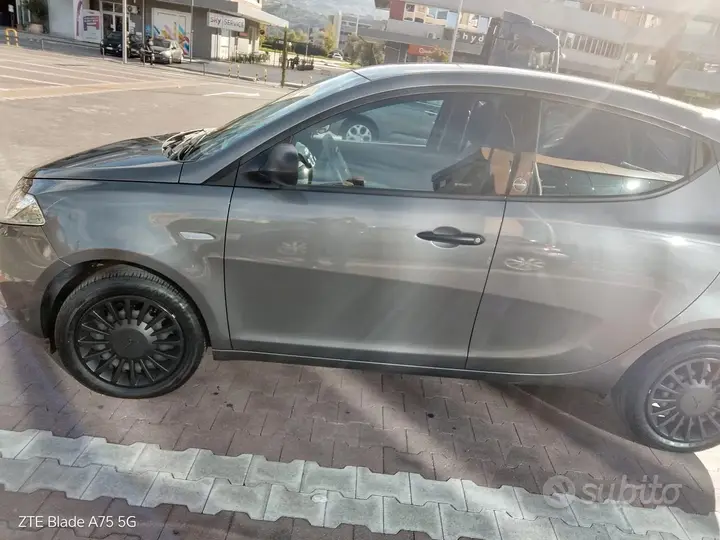 Lancia Ypsilon 2021 photo 5