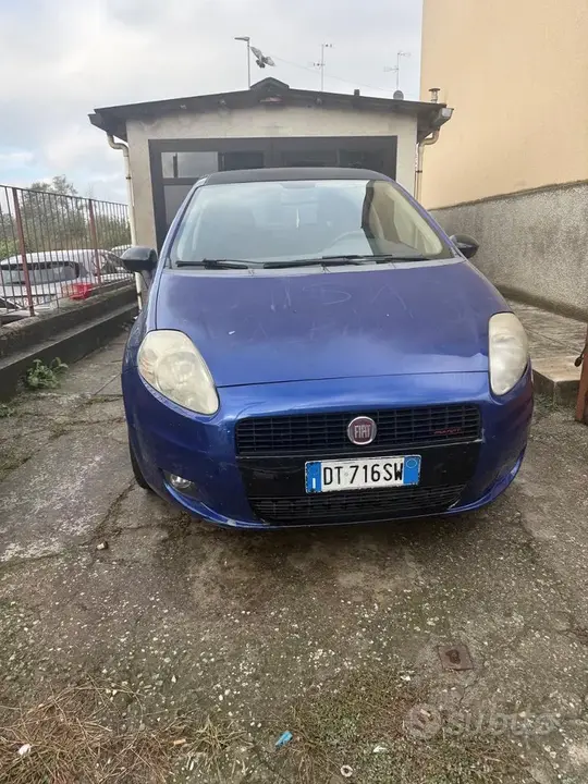 Fiat Grande Punto 2008 photo 5