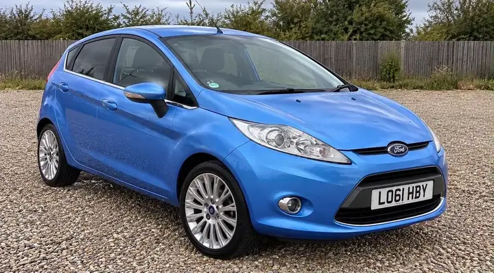 Ford Fiesta 2011 photo 4