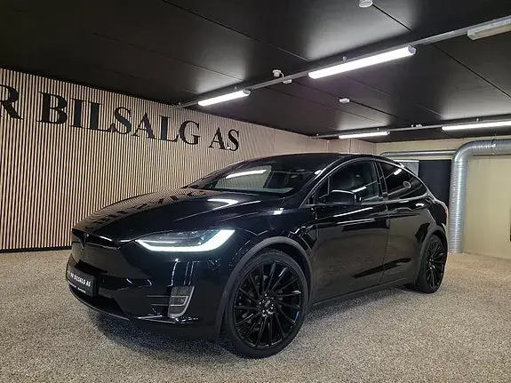 Tesla Model X 2017 photo 4