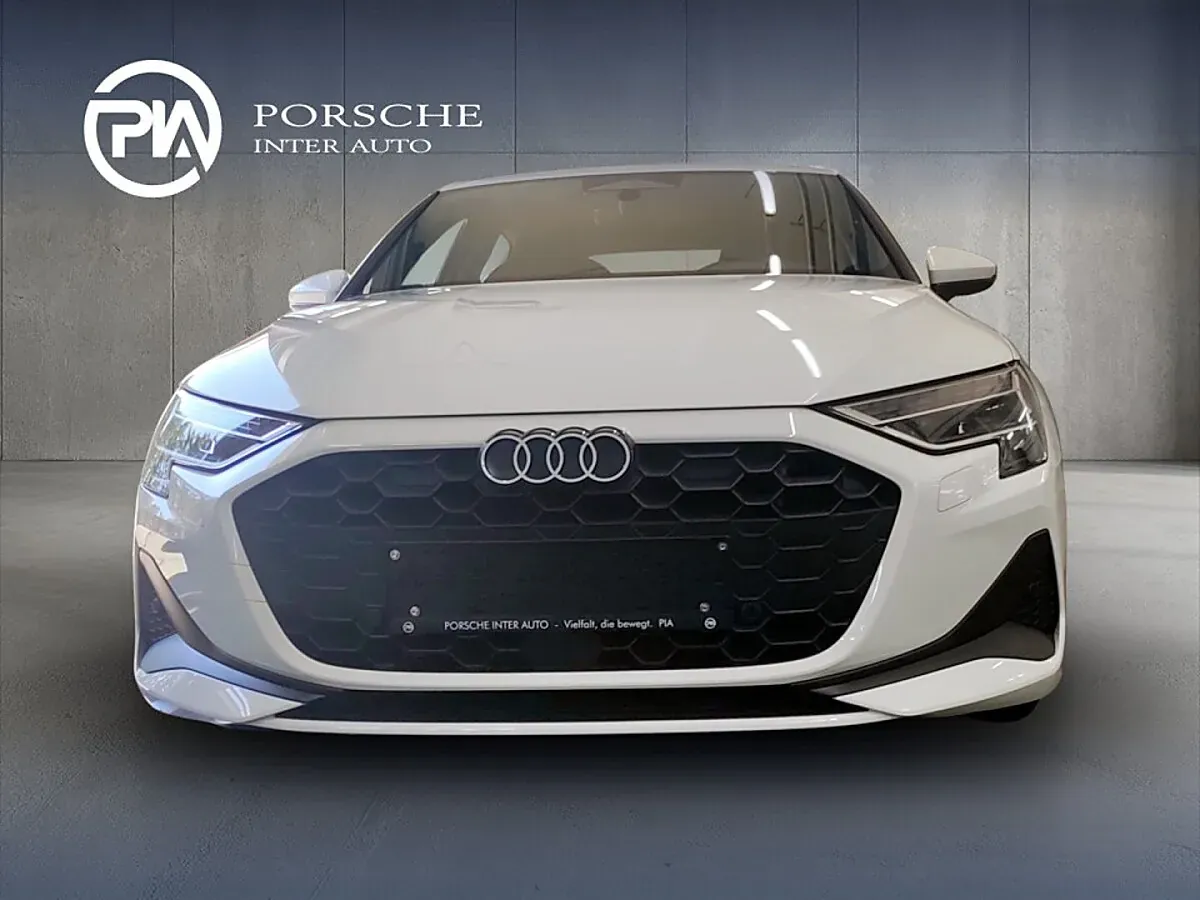 Audi A3 2026 photo 2