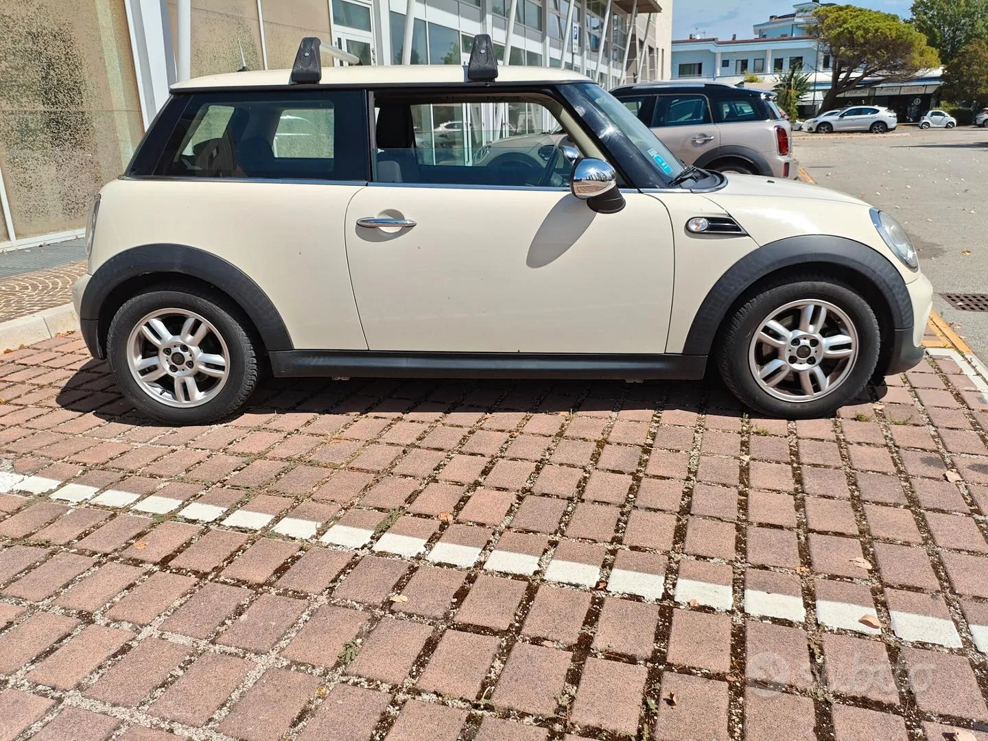 Mini Mini Coupé 2011 photo 4