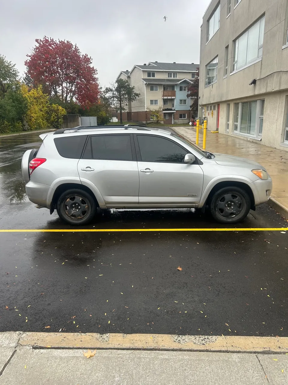 Toyota Rav4 2011 photo 2