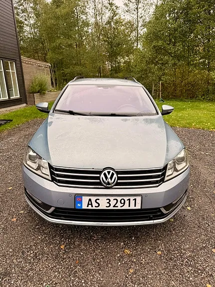 Volkswagen Passat 2012 photo 3
