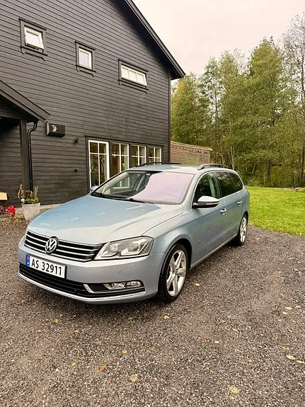 Volkswagen Passat 2012 photo 4