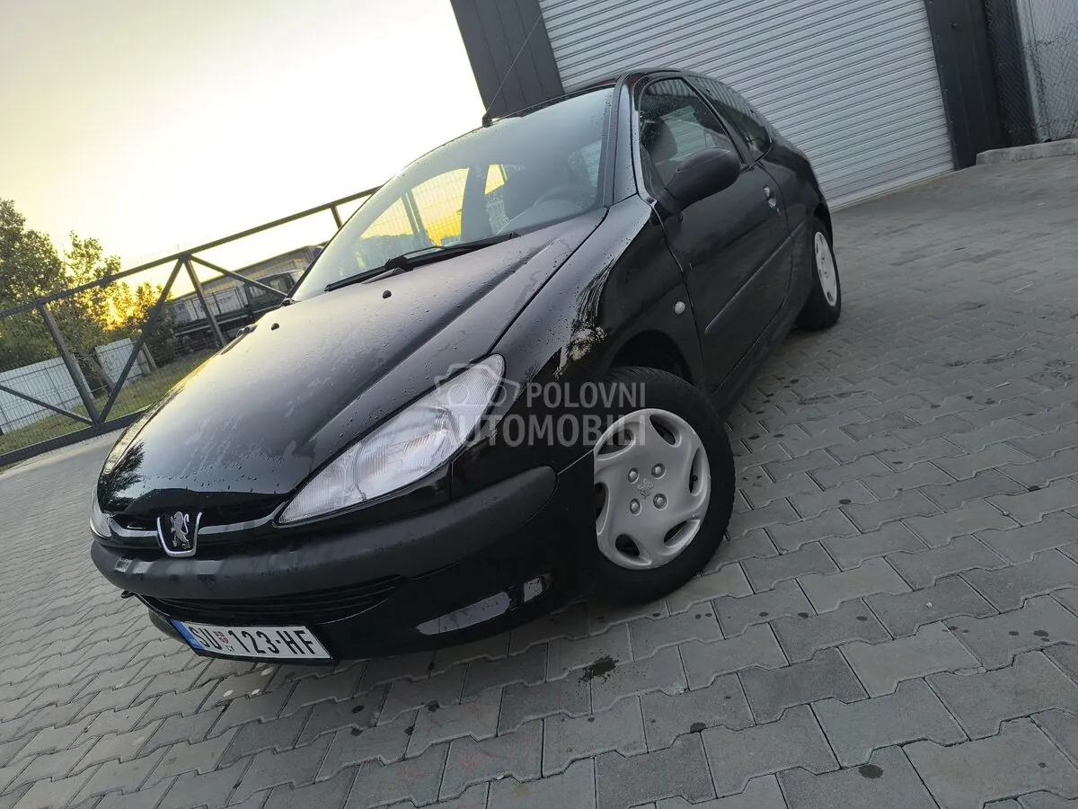 Peugeot 206 2002 photo 4