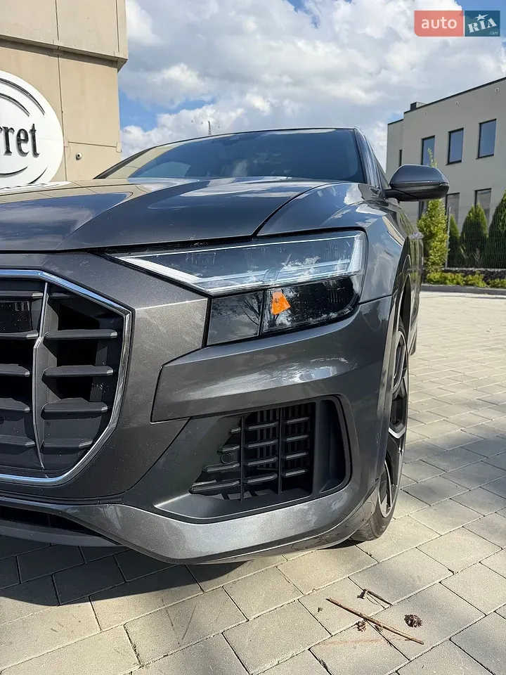 Audi Q8 2019 photo 5