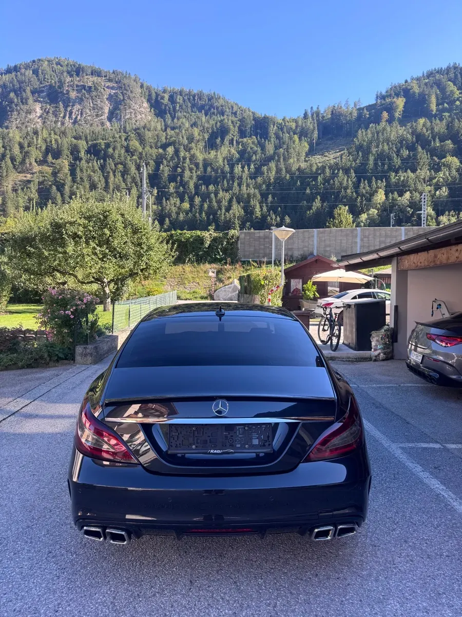 Mercedes-Benz Cls-Class