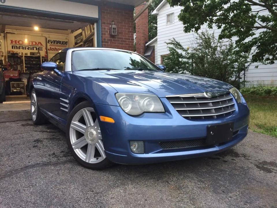 Chrysler Crossfire 2005 photo 2