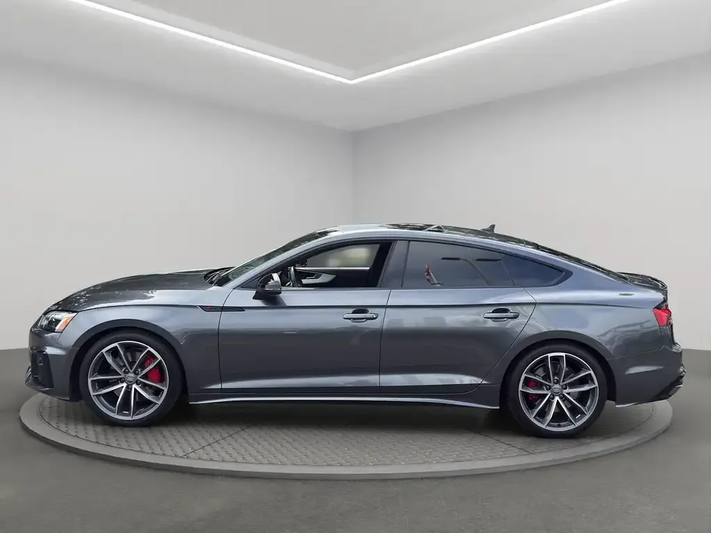 Audi A5 2023 photo 3