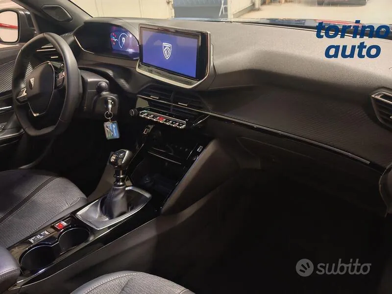 Peugeot 2008 2025 photo 4