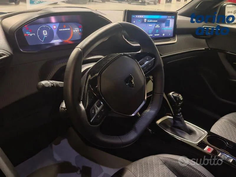 Peugeot 2008 2025 photo 5