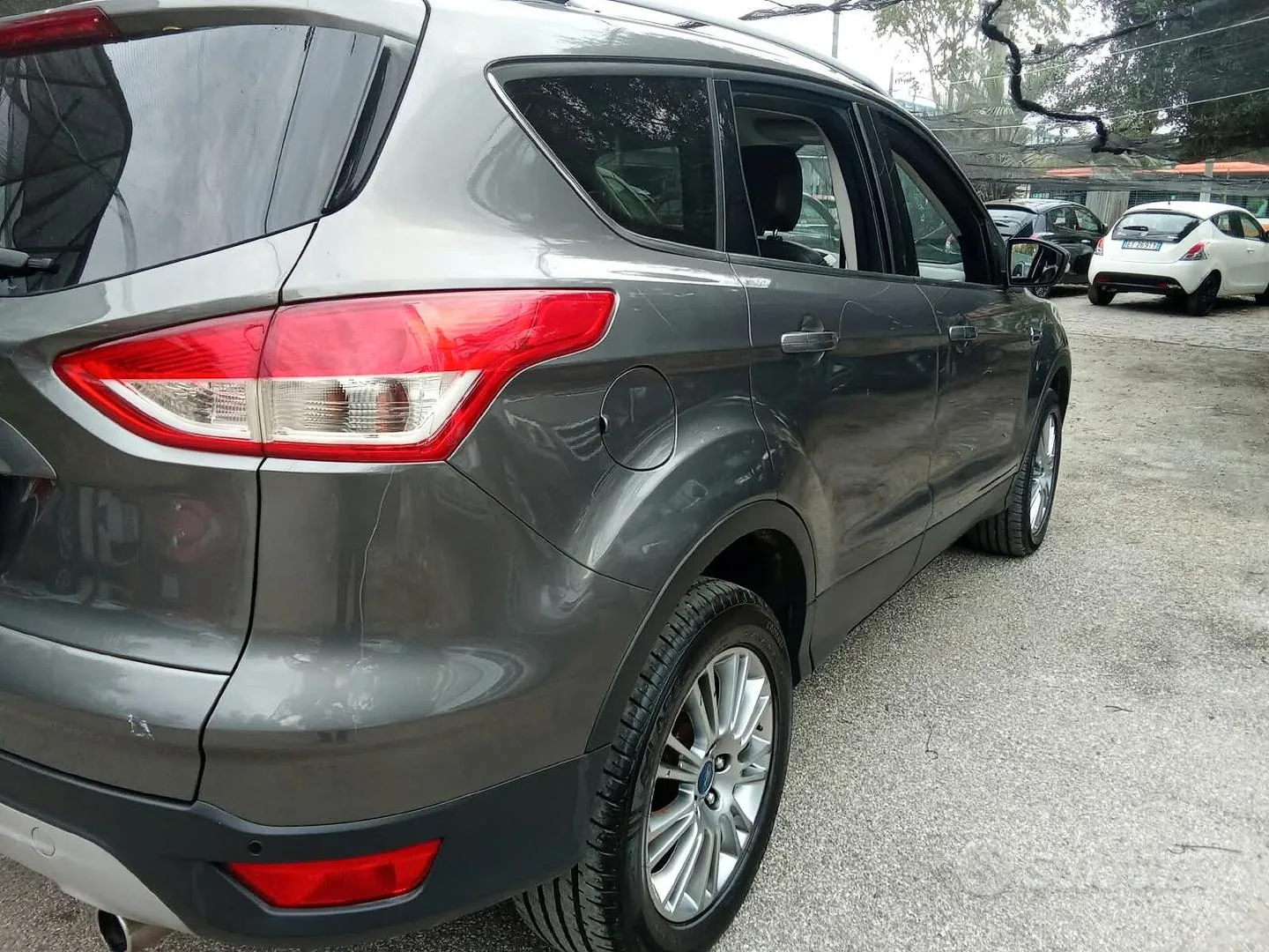 Ford Kuga 2014 photo 4