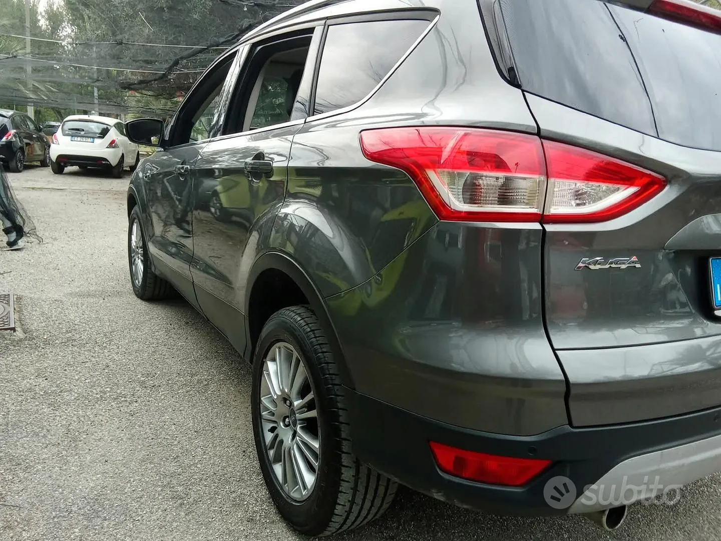 Ford Kuga 2014 photo 3