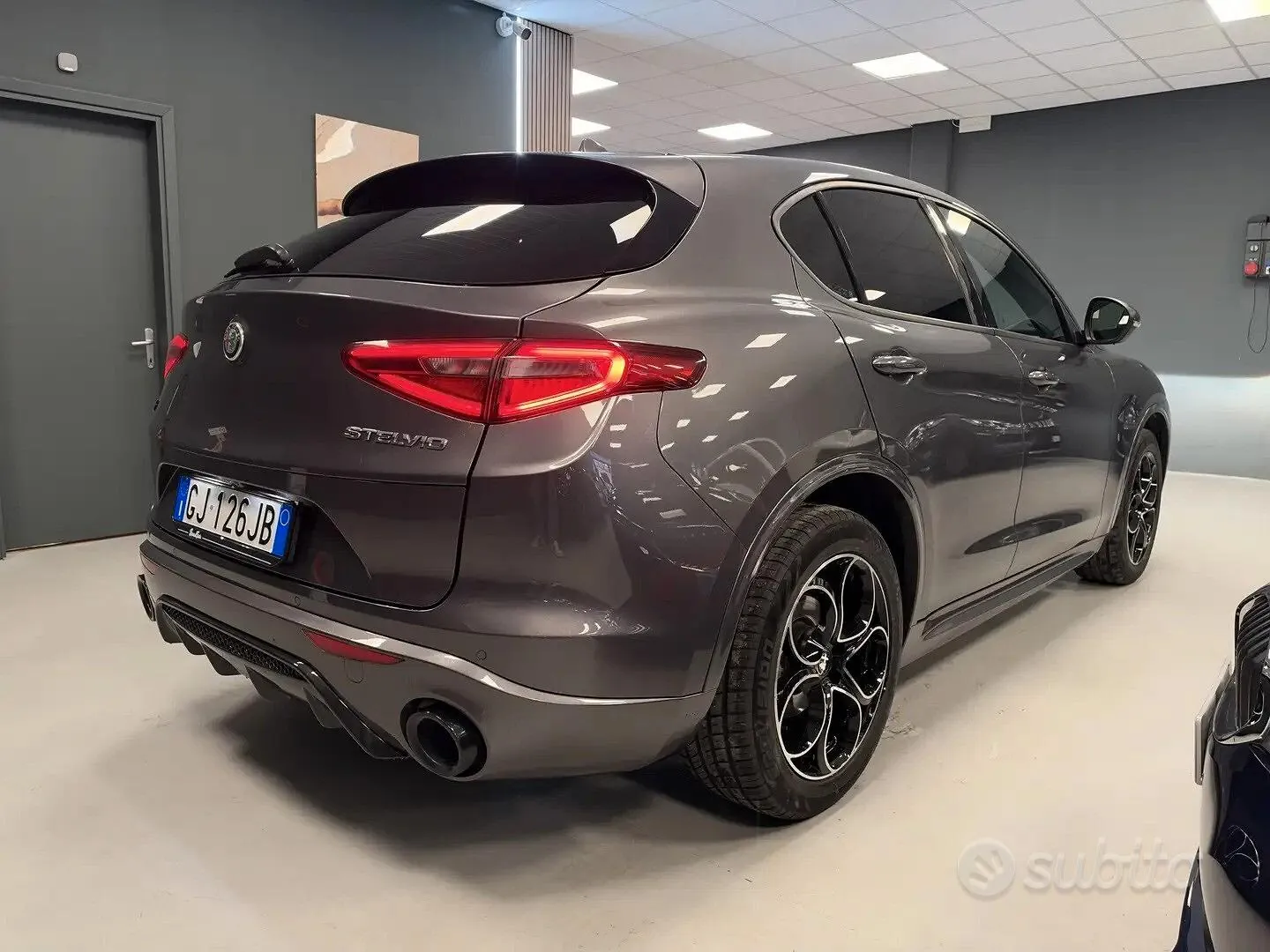 Alfa Romeo Stelvio 2022 photo 2