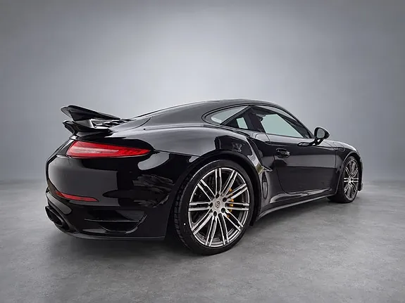 Porsche 911 Turbo S 2014 photo 4