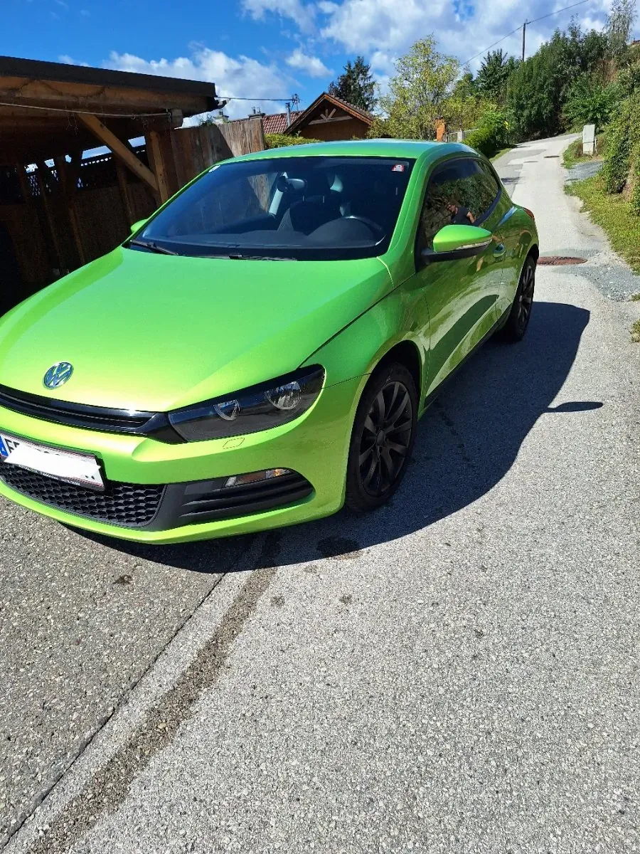 Volkswagen Scirocco 2011 photo 2