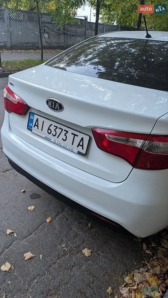 Kia Rio 2012 photo 5