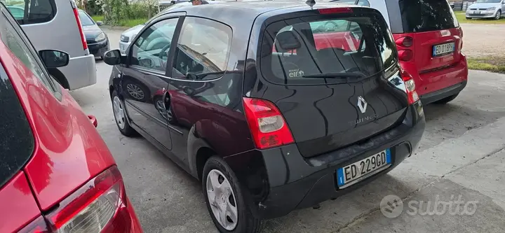 Renault Twingo 2011 photo 4