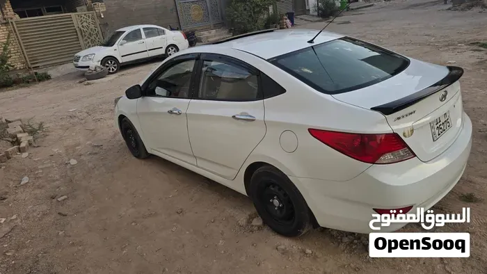 Hyundai Accent 2015 photo 4