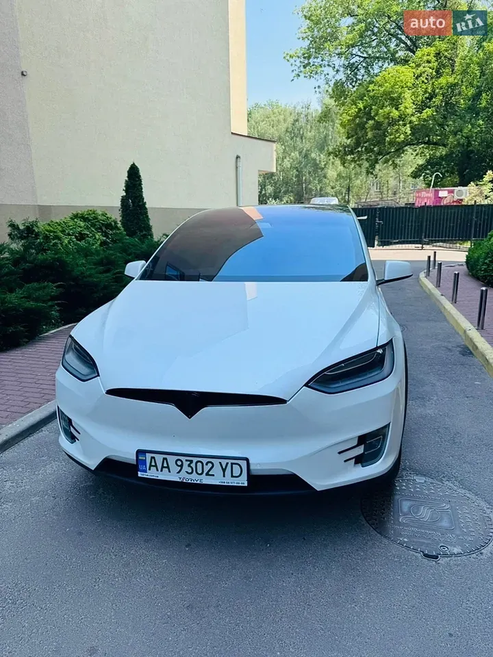 Tesla Model X