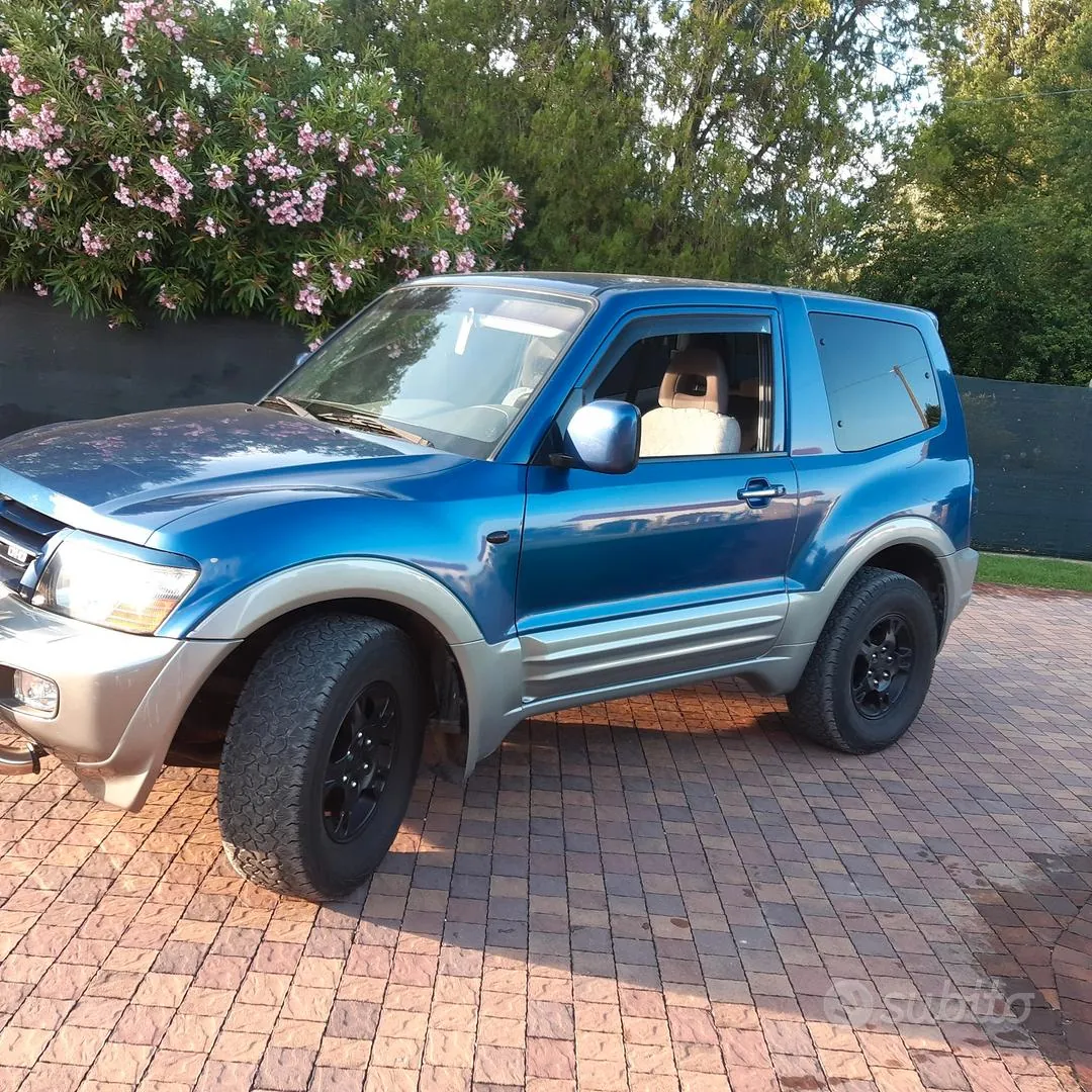 Mitsubishi Pajero 2004 photo 3