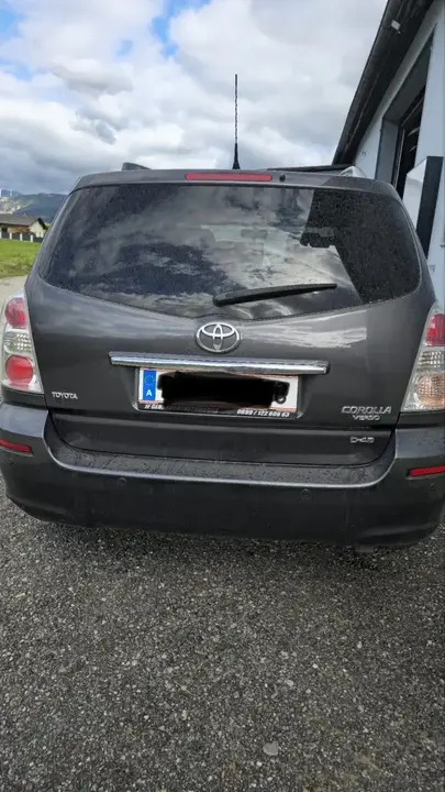 Toyota Corolla Verso 2008 photo 2