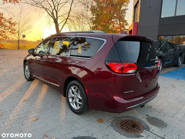 Chrysler Pacifica 2018 photo 5