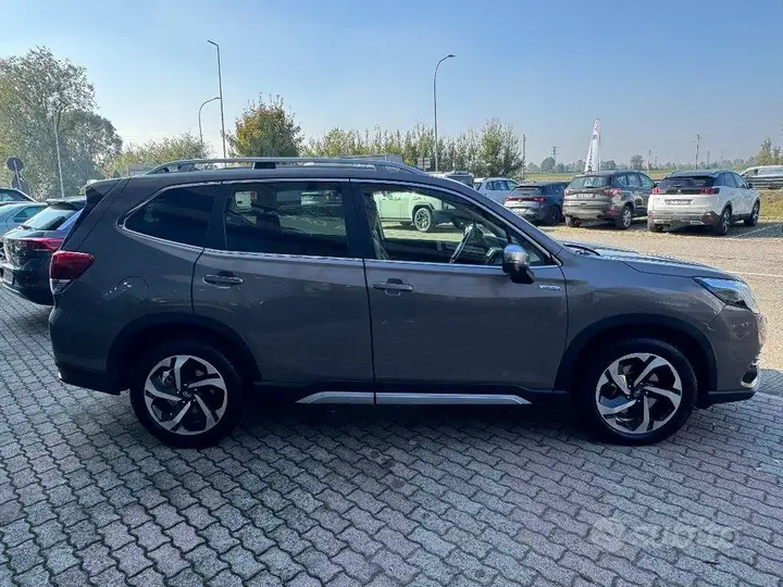 Subaru Forester 2022 photo 3