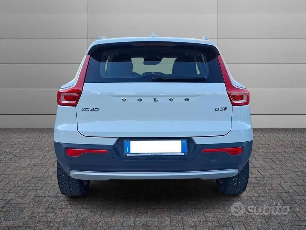 Volvo Xc40 2019 photo 4