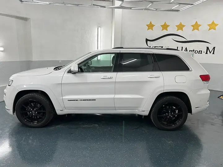 Jeep Grand Cherokee 2018 photo 2