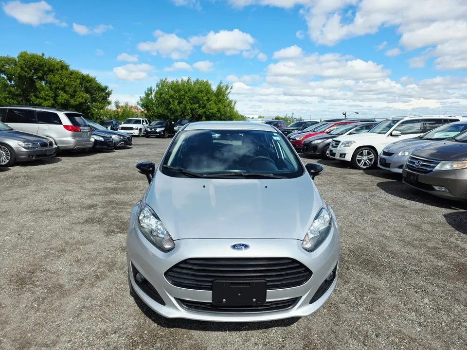 Ford Fiesta 2016 photo 2