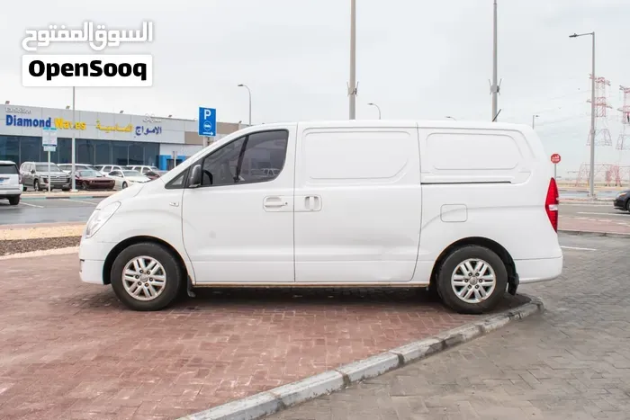 Hyundai Starex H1 2017 photo 3
