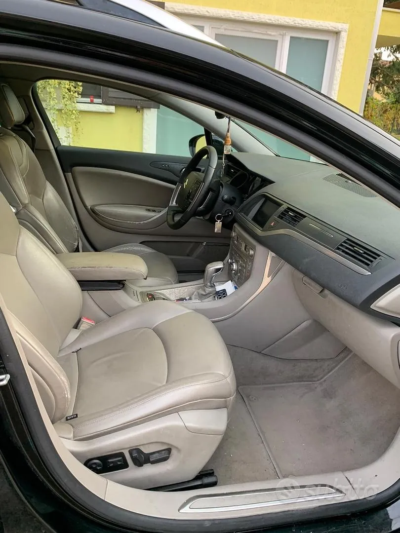 Citroen C5 2010 photo 4