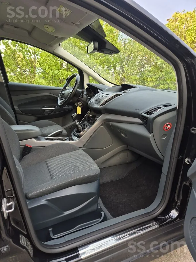 Ford C-Max 2014 photo 5
