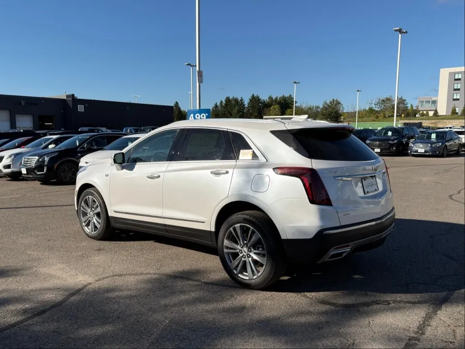 Cadillac Xt5 2026 photo 3