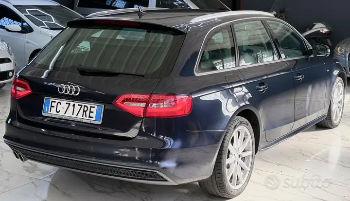 Audi A4 2015 photo 3