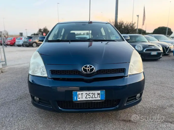 Toyota Corolla Verso 2005 photo 5