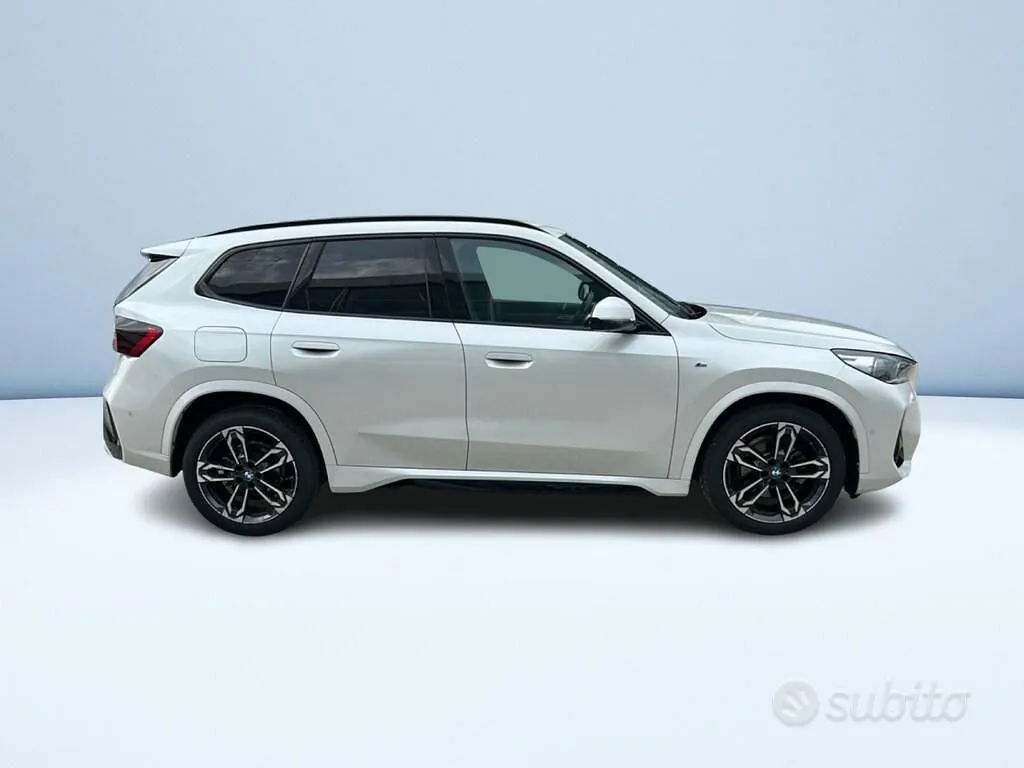 BMW X1 2024 photo 4