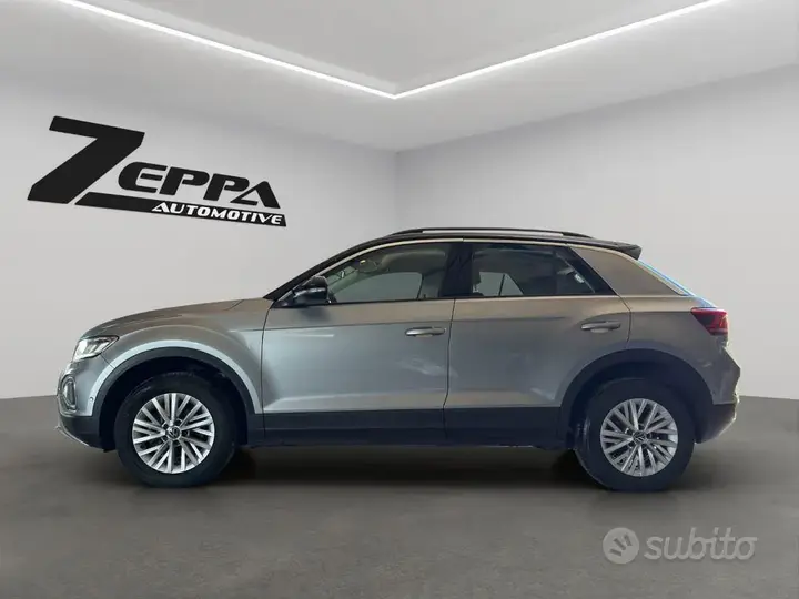 Volkswagen T-Roc 2024 photo 3