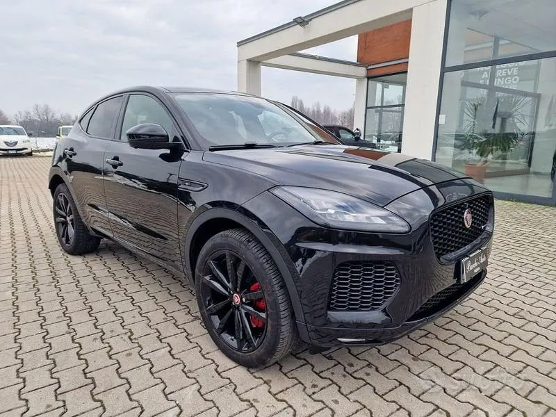 Jaguar E-Pace 2019 photo 3