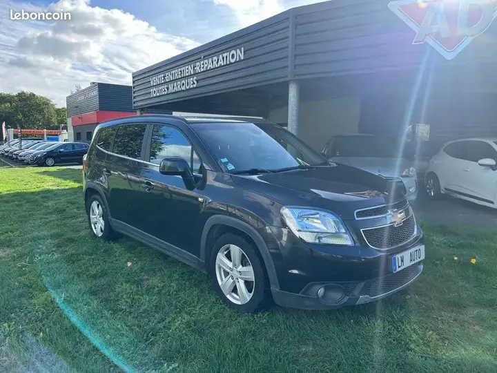 Chevrolet Orlando 2011 photo 2