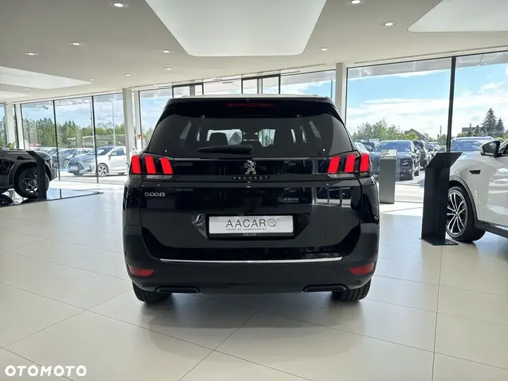 Peugeot 5008 2023 photo 3