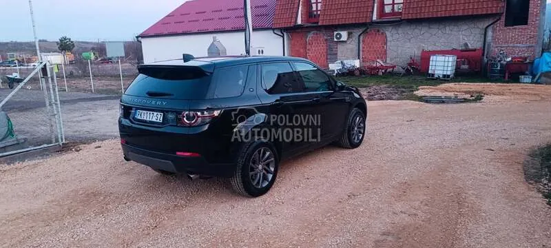 Land Rover Discovery Sport 2017 photo 3