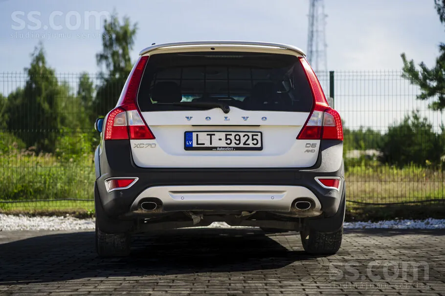 Volvo Xc70 2011 photo 5