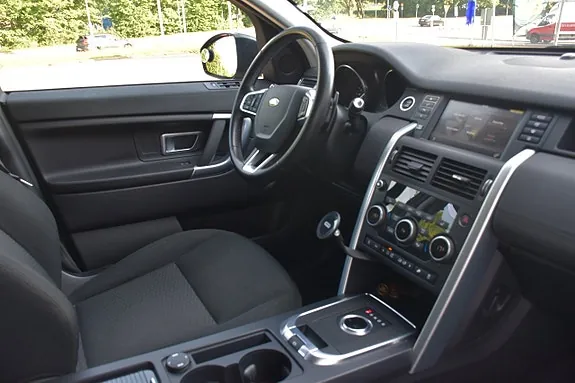 Land Rover Discovery Sport 2019 photo 5